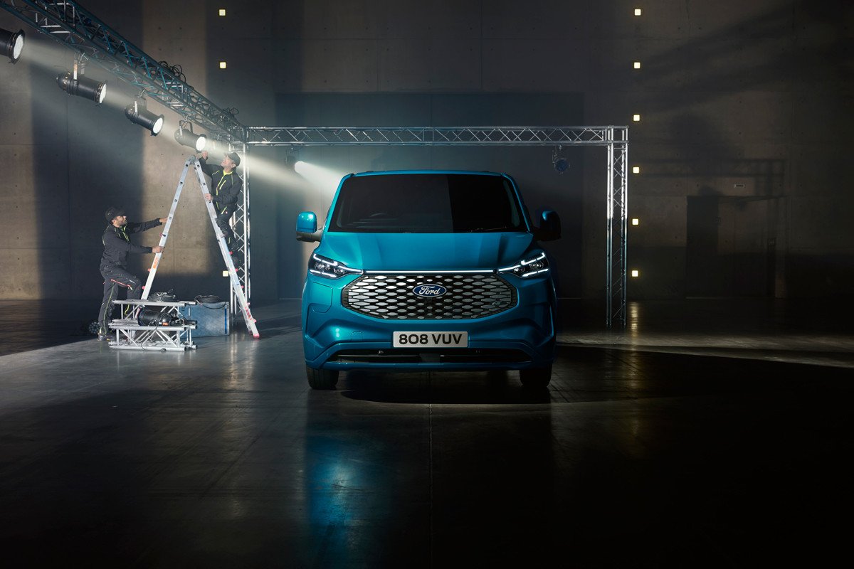 Primeras imágenes del Ford E-Transit Custom que llegará en 2023