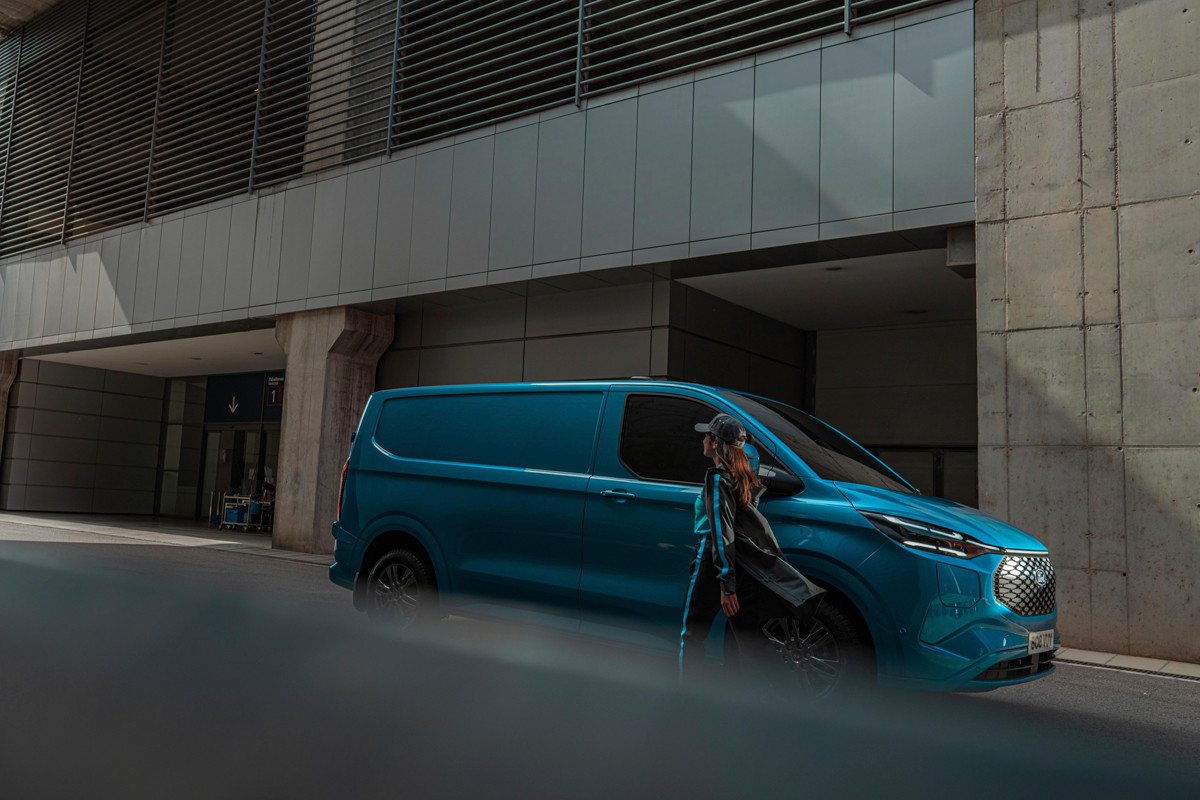 Primeras imágenes del Ford E-Transit Custom que llegará en 2023