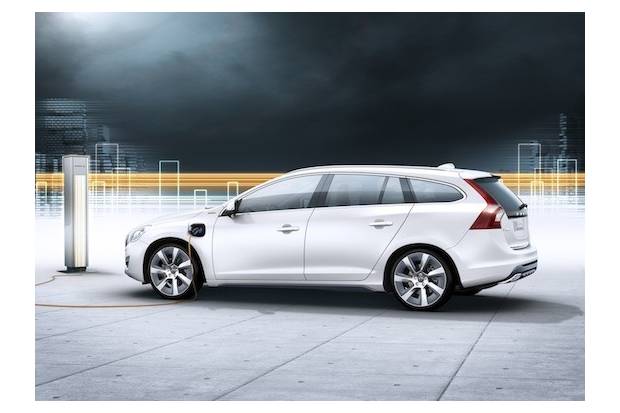Volvo confirma su V60 híbrido enchufable para 2012