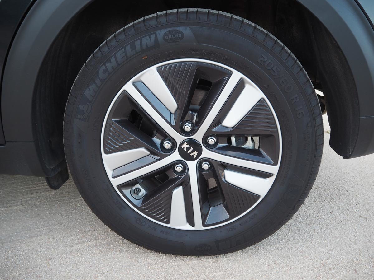 Prueba Kia Niro PHEV: opinión del mejor Niro del trío
