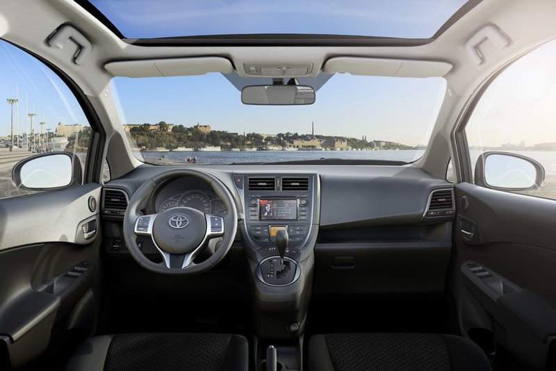 Nuevo Toyota Verso S: monovolumen para el Salón de París