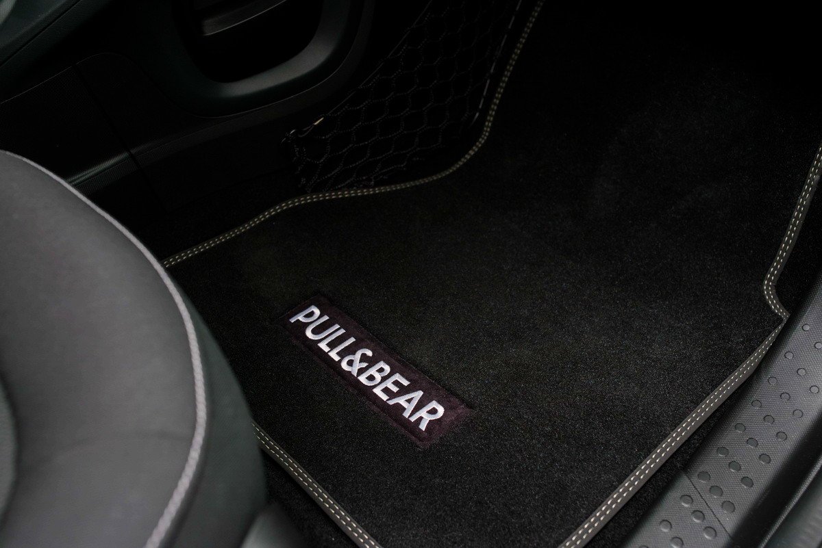 El smart fortwo electric edición especial Pull&Bear ya está a la venta