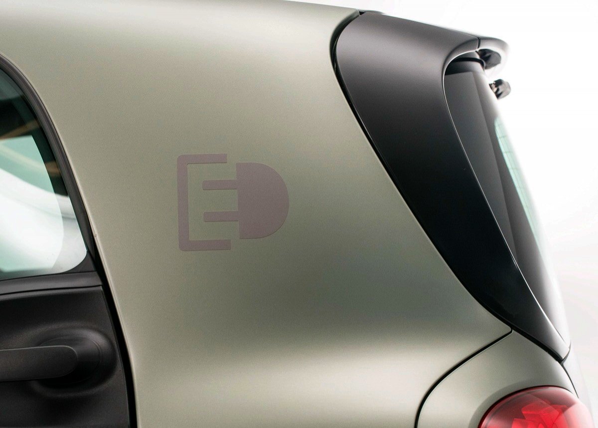 El smart fortwo electric edición especial Pull&Bear ya está a la venta