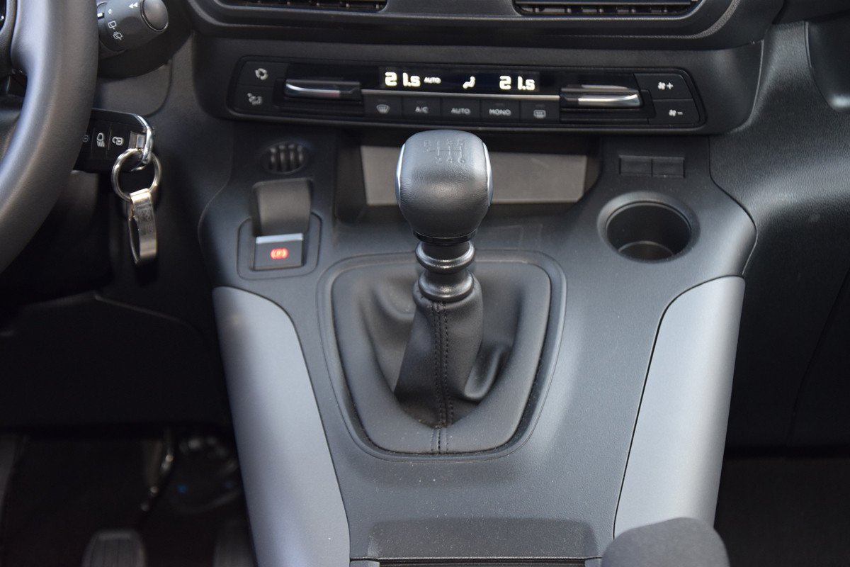 Prueba y opinión del Toyota Proace City Verso: un monovolumen muy capaz