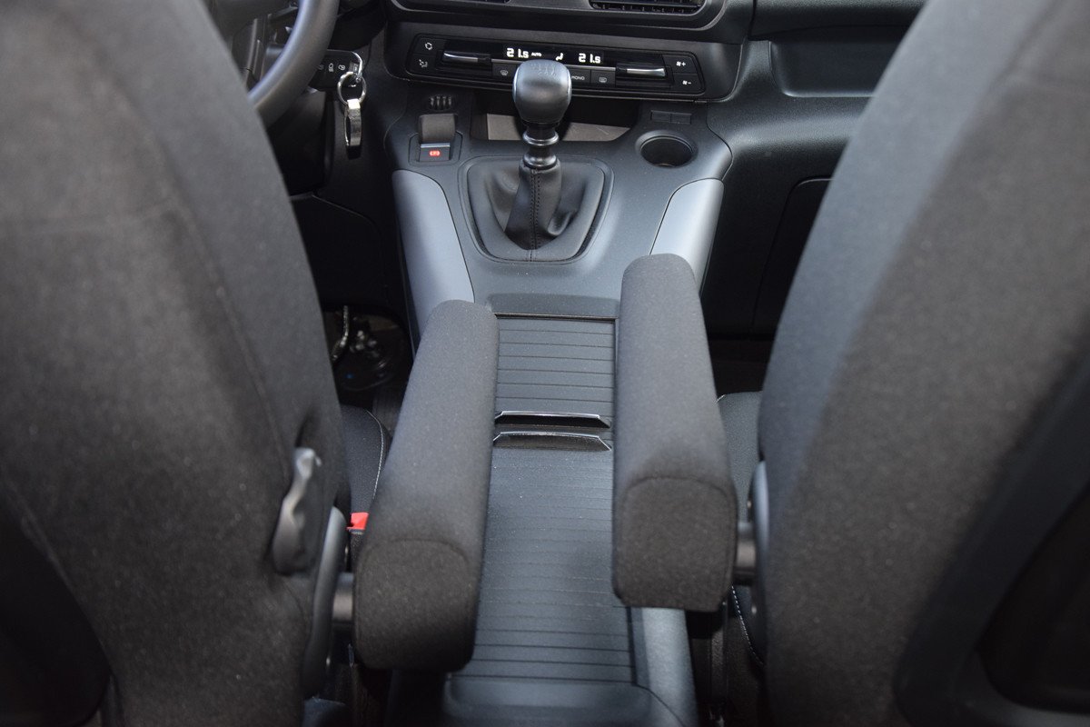 Prueba y opinión del Toyota Proace City Verso: un monovolumen muy capaz