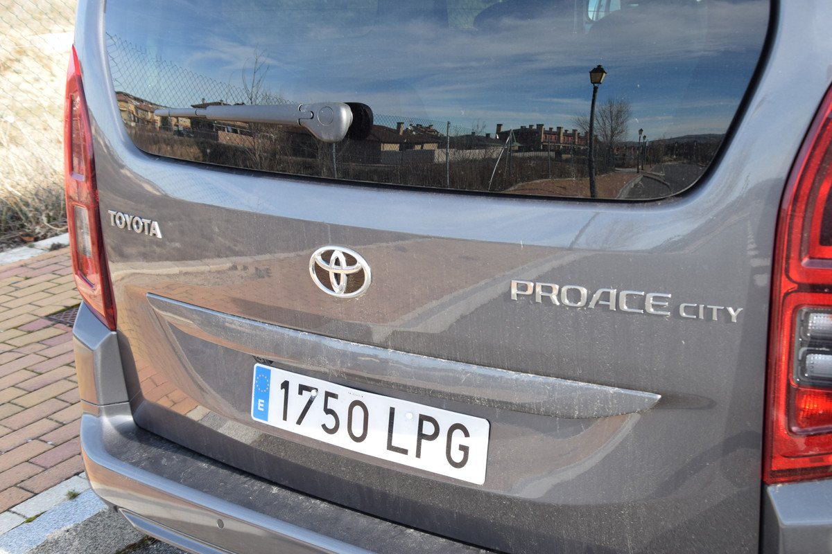 Prueba y opinión del Toyota Proace City Verso: un monovolumen muy capaz