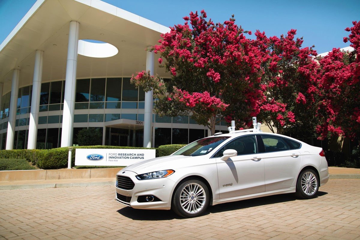 Ford anuncia su coche autónomo para 2021