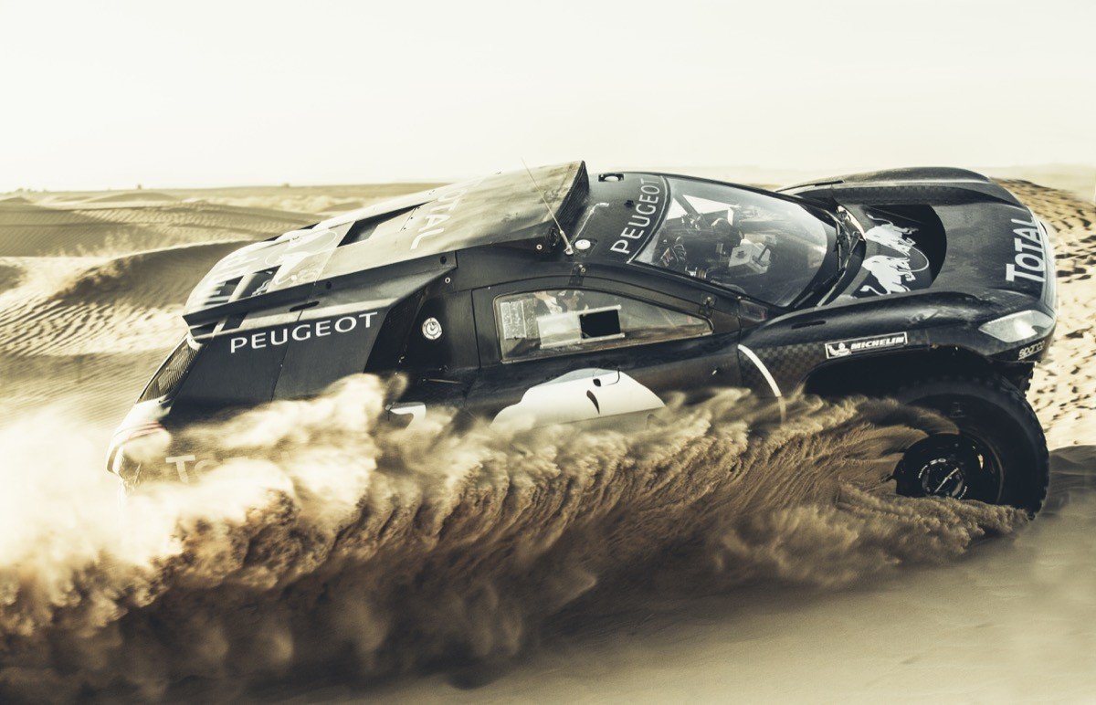 Peugeot 2008 DKR16: el nuevo coche de Carlos Sainz para el Dakar