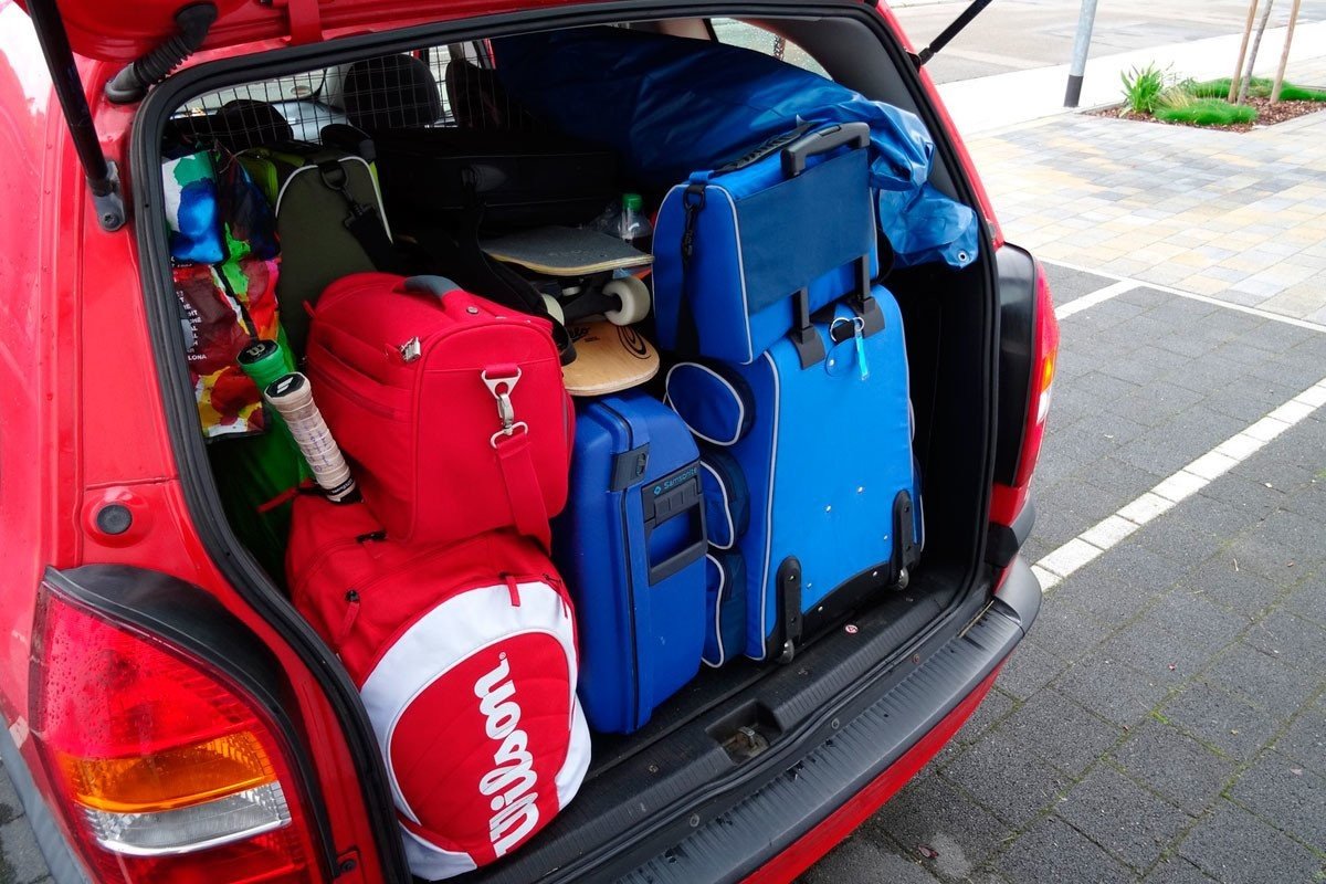 4 imprescindibles si no te cabe todo el equipaje en el maletero de tu coche 4 imprescindibles si no te cabe todo el equipaje en el maletero de tu coche