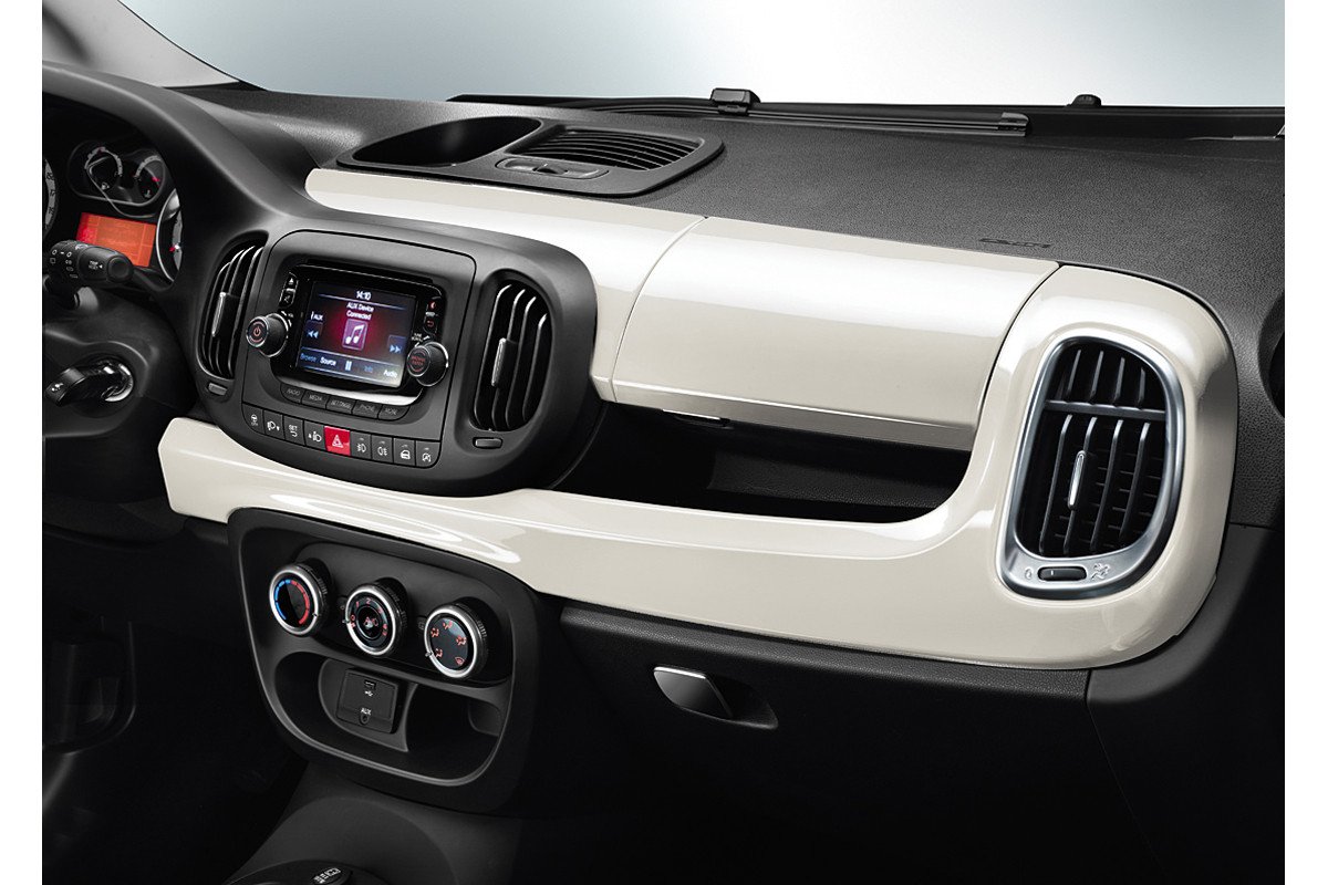 Prueba 10: Fiat 500 L Trekking, un SUV pequeño para todo uso