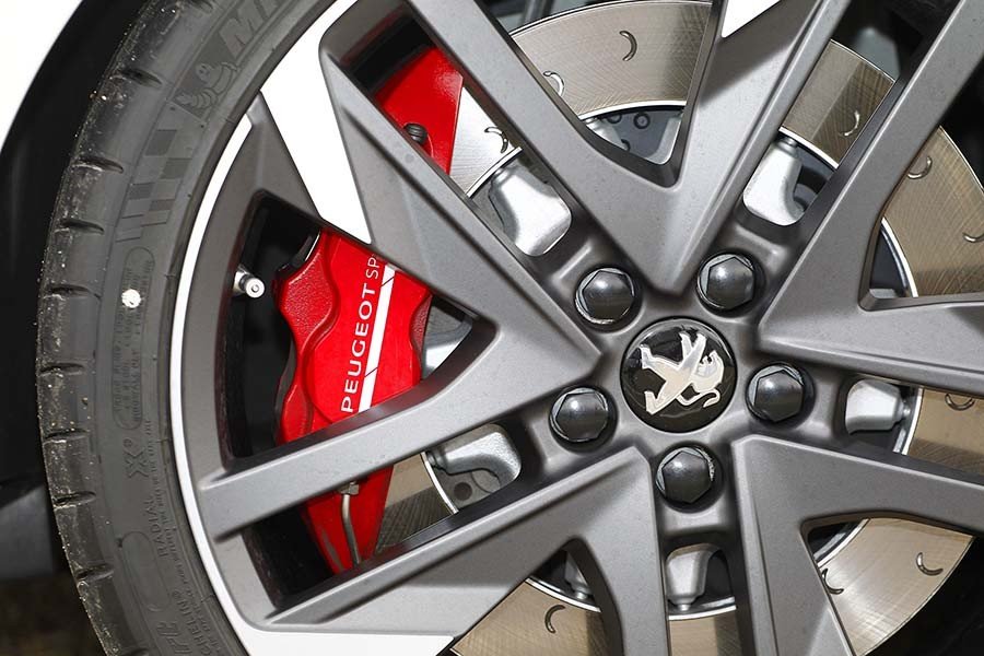 Prueba: Peugeot 308 GTi, el más fiero de la gama