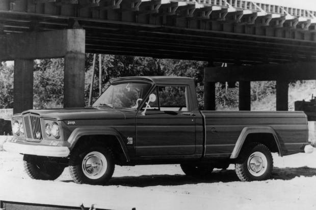 Historia del Jeep Gladiator: 60 años de uno de los míticos entre los pick-ups