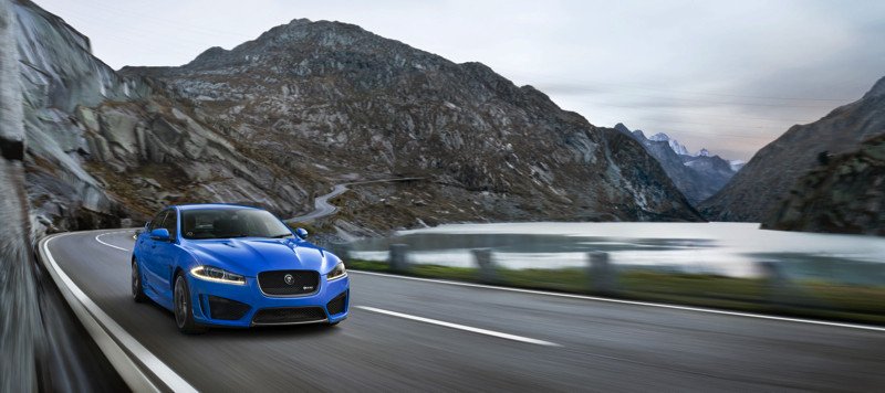 Jaguar XFR-S: el felino afila sus garras
