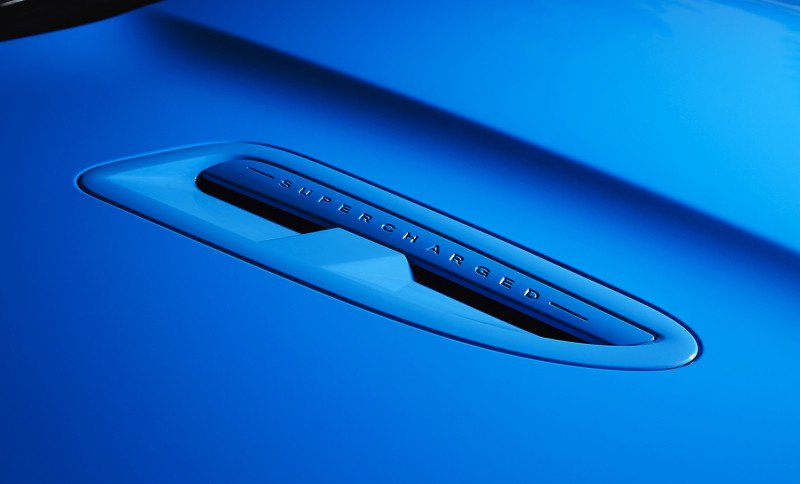 Jaguar XFR-S: el felino afila sus garras