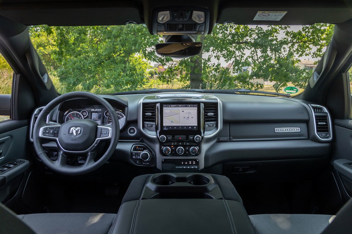 Ya se puede comprar un RAM 1500 con etiqueta Eco en España: así es la pick-up ecológica