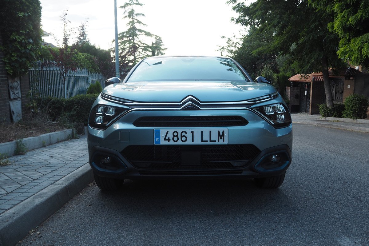 Prueba y opinión del Citroën ë-C4: autonomía y precio del eléctrico