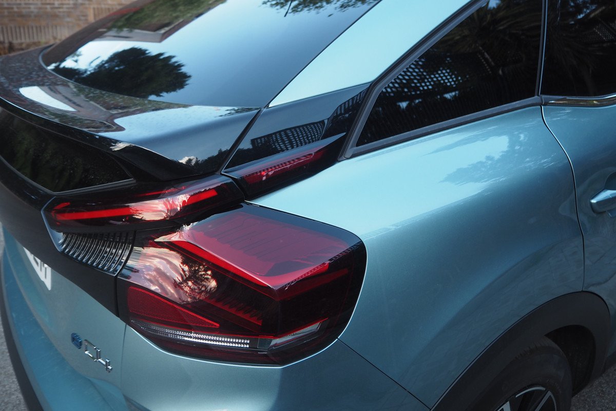 Prueba y opinión del Citroën ë-C4: autonomía y precio del eléctrico