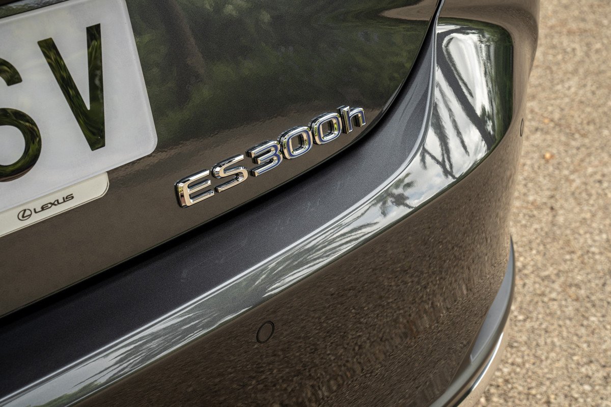 Prueba del nuevo Lexus ES: cómo va, opinión y precios 