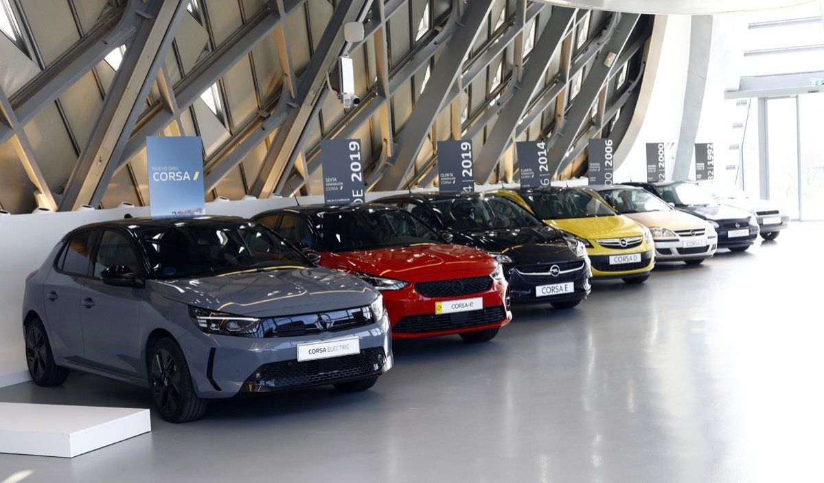 Opel exhibe su último prototipo Experimental en el Mobility City de Zaragoza