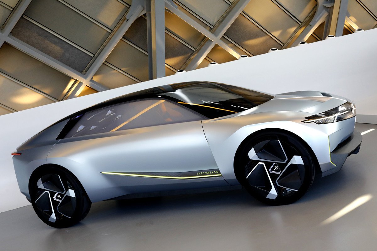 Opel exhibe su último prototipo Experimental en el Mobility City de Zaragoza