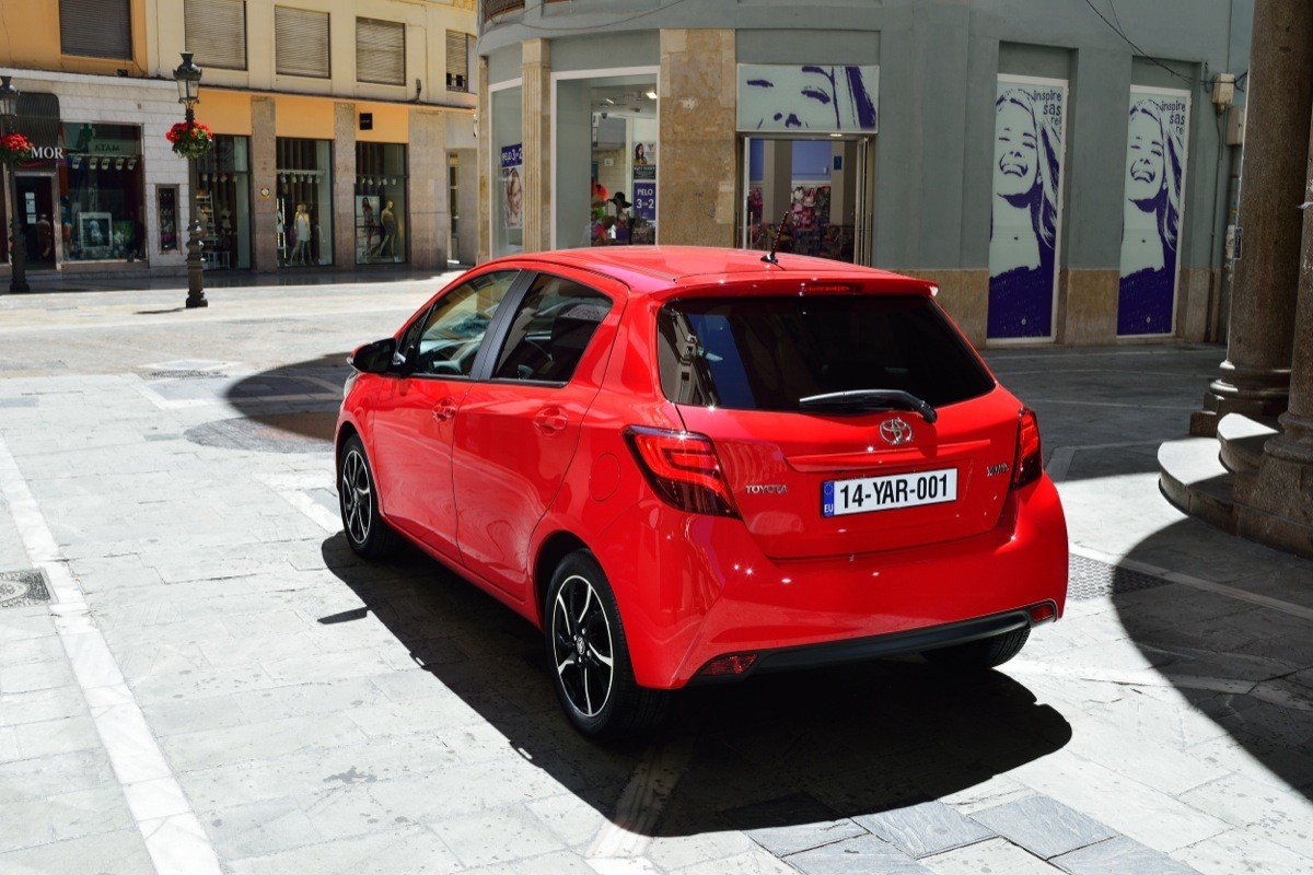 Presentación y prueba del nuevo Toyota Yaris 2015