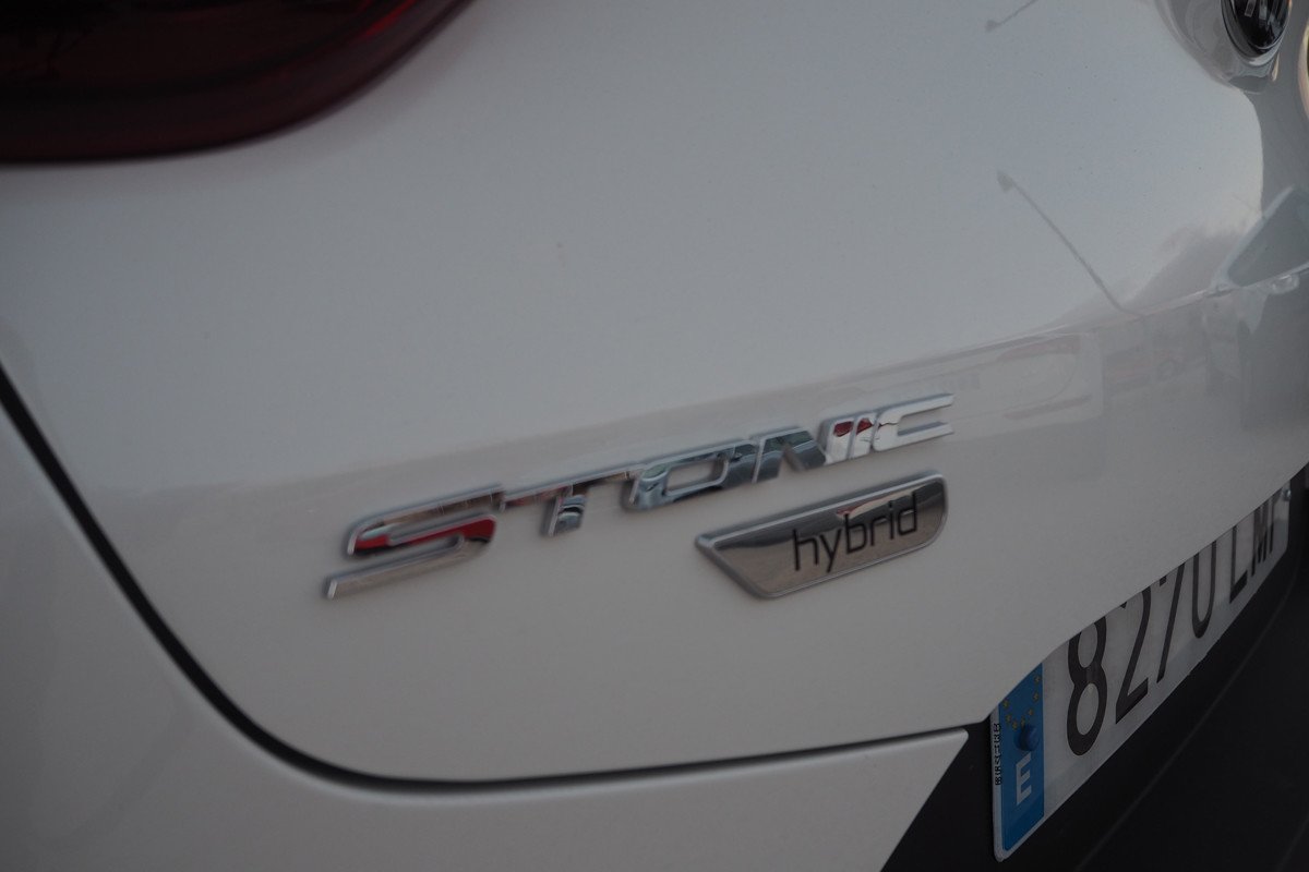 Prueba y opinión del Kia Stonic: precio, comportamiento y comparativa frente al Rio