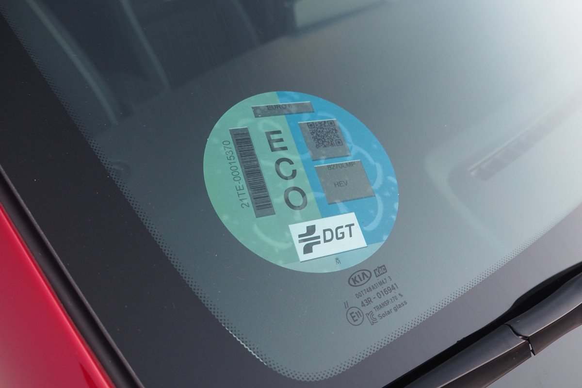 Prueba y opinión del Kia Stonic: precio, comportamiento y comparativa frente al Rio