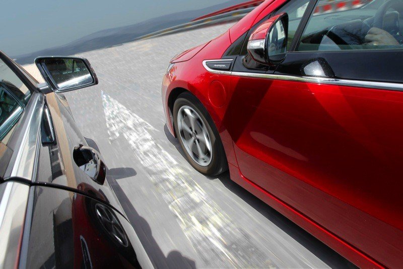 Prueba: Opel Ampera, el coche eléctrico que funciona con gasolina