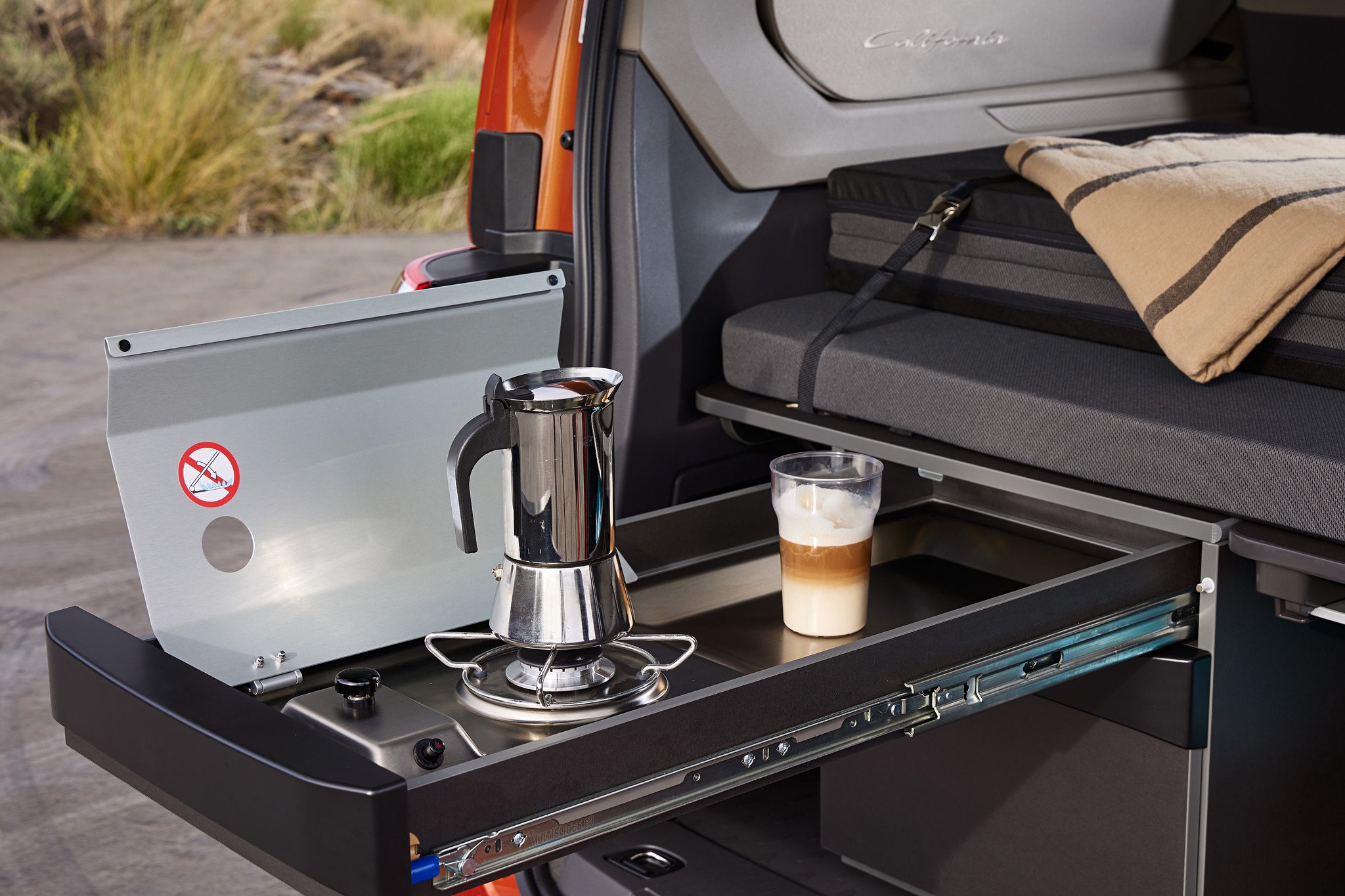 Nueva Volkswagen California: Libertad máxima para escapadas con motor híbrido enchufable