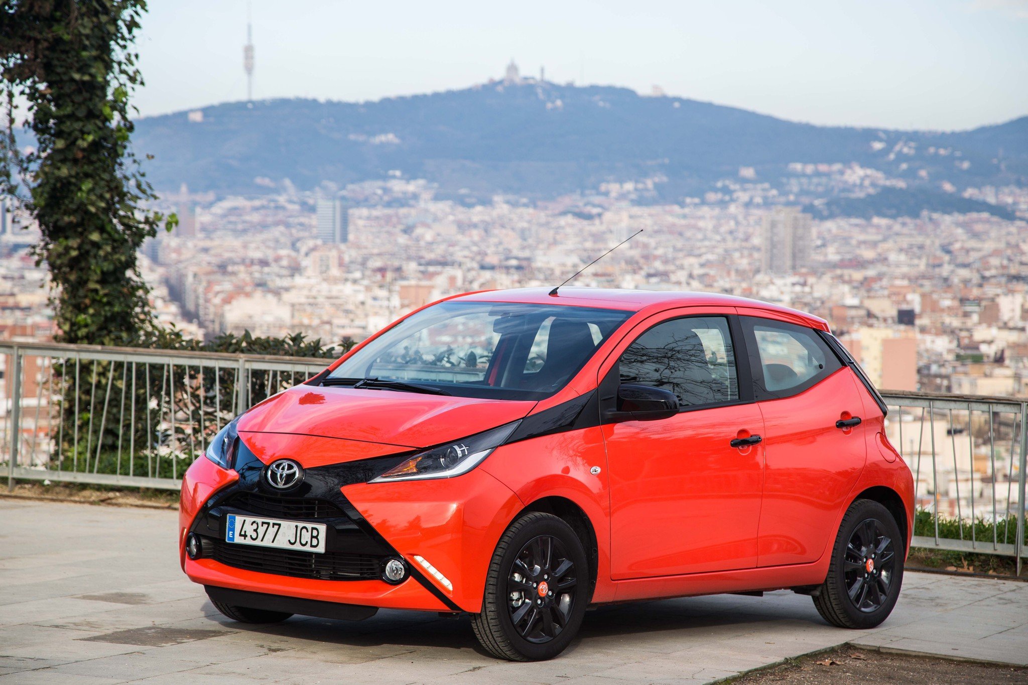 Prueba del nuevo Toyota AYGO: ya disponible por 100 euros al mes