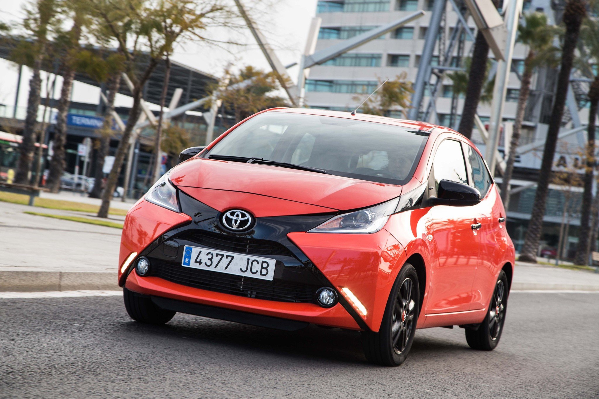Prueba del nuevo Toyota AYGO: ya disponible por 100 euros al mes