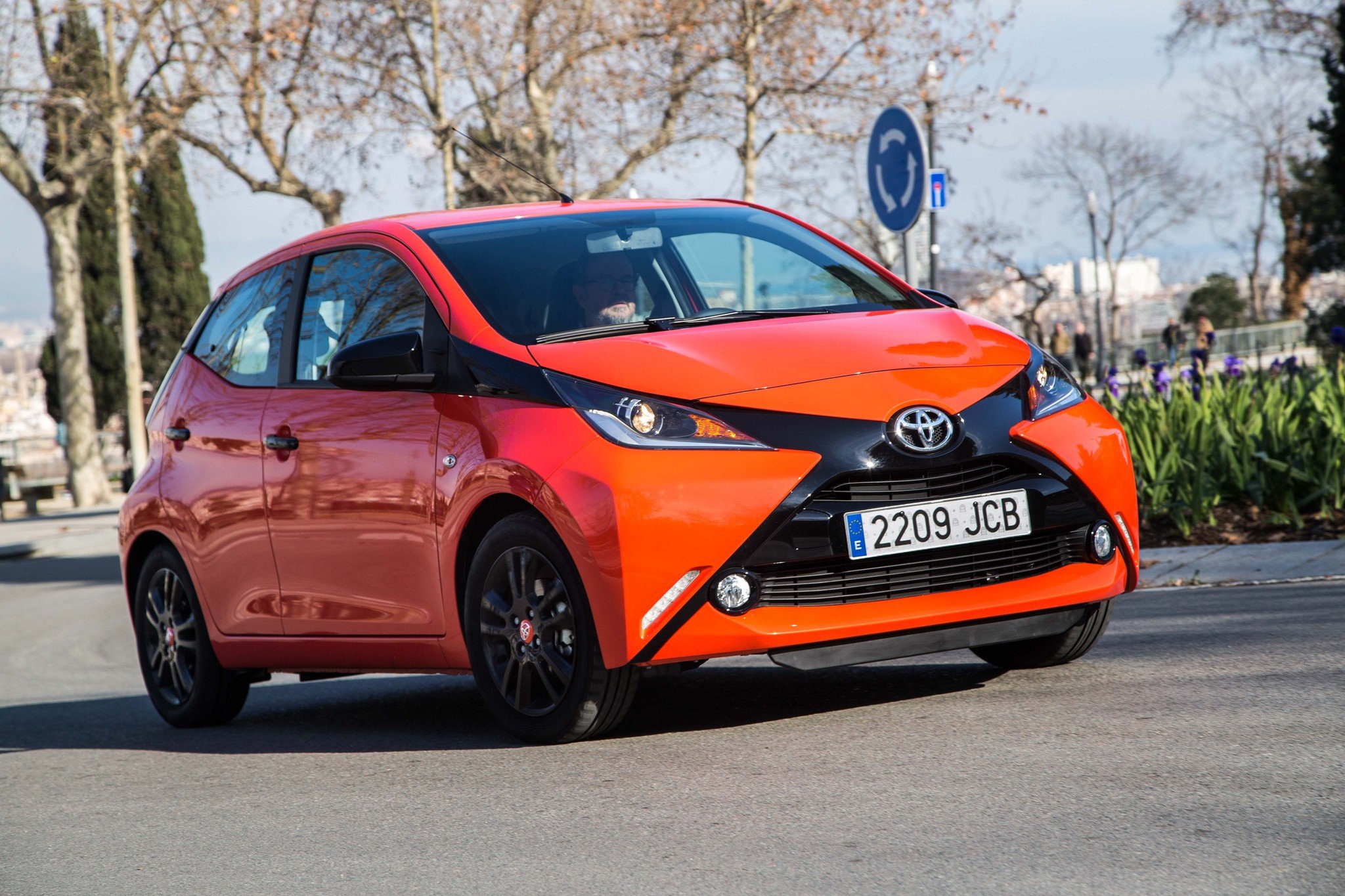 Prueba del nuevo Toyota AYGO: ya disponible por 100 euros al mes