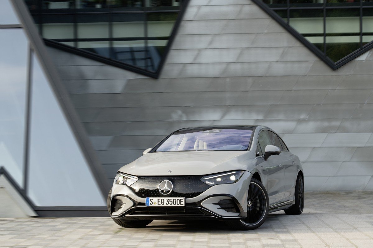 Mercedes-Benz EQE: llega una berlina eléctrica de gran confort