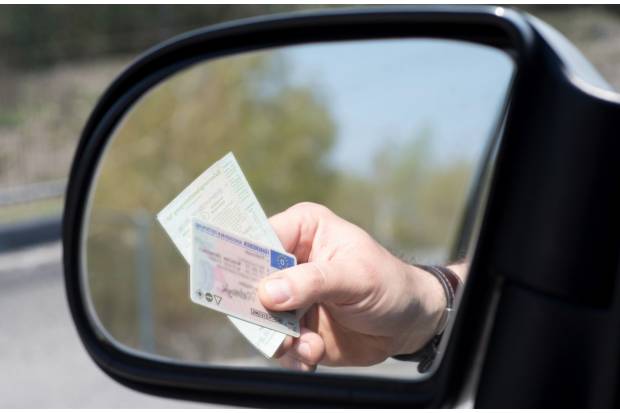 ¿Cómo puedo saber cuántos puntos tengo en el carnet de conducir?