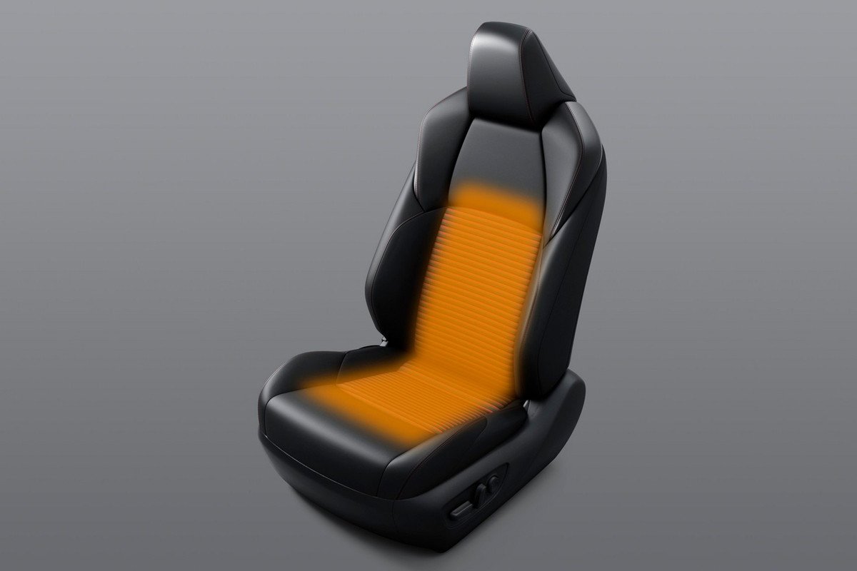 Prueba Suzuki Across: el buque insignia de la marca, tracción total e híbrido enchufable
