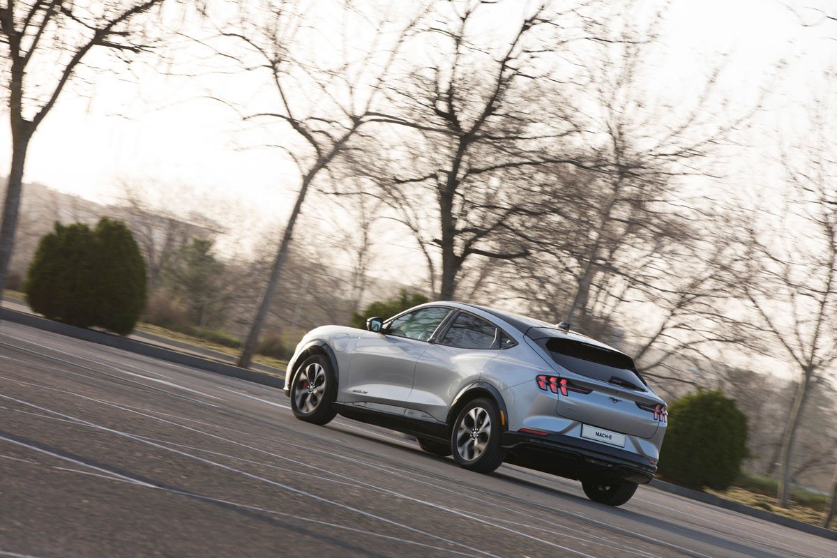 Prueba Ford Mustang Mach-E: precios, comportamiento, gama, autonomía