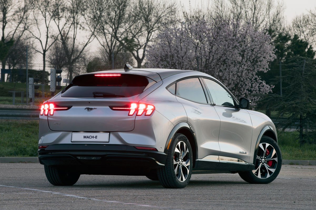 Prueba Ford Mustang Mach-E: precios, comportamiento, gama, autonomía