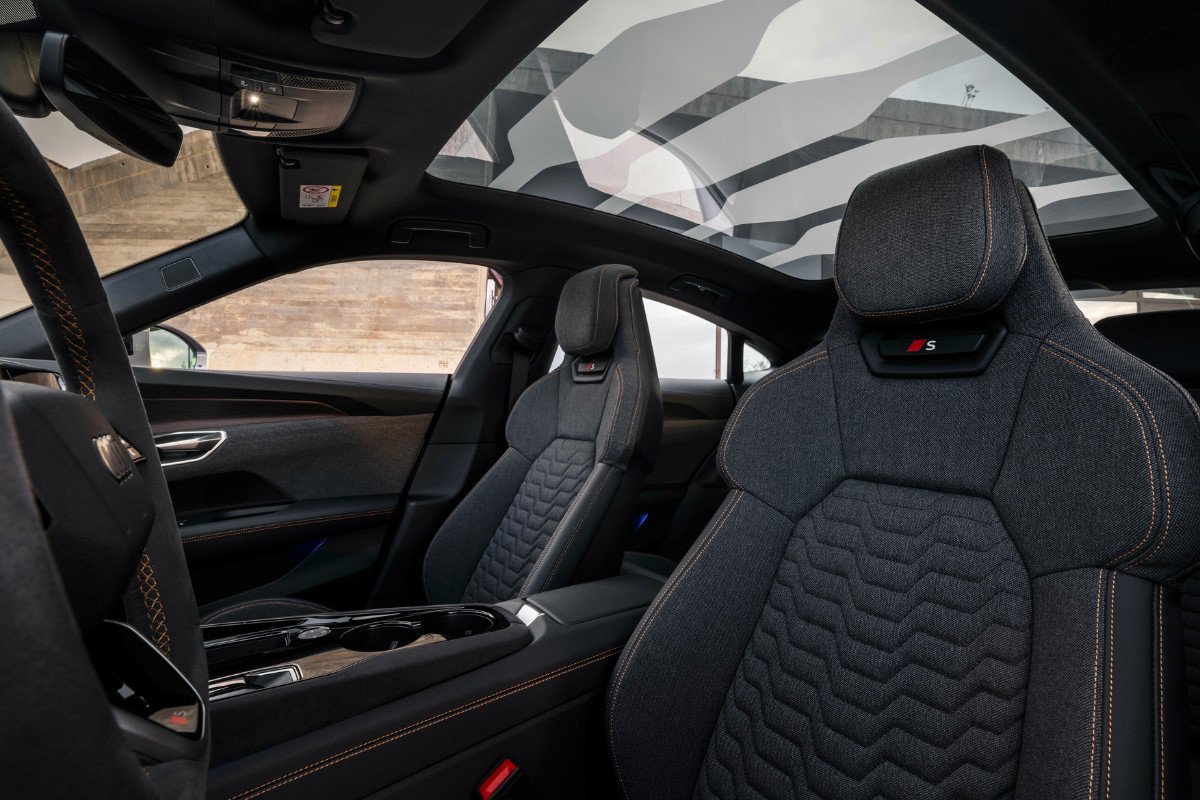 Audi e-Tron GT 2024