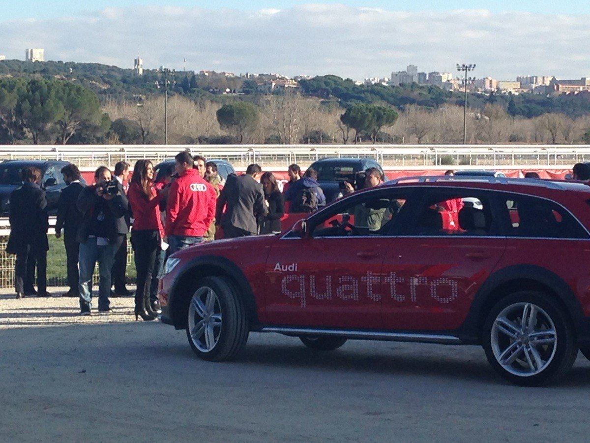 Audi entrega los nuevos coches al Real Madrid para la temporada 2013/14
