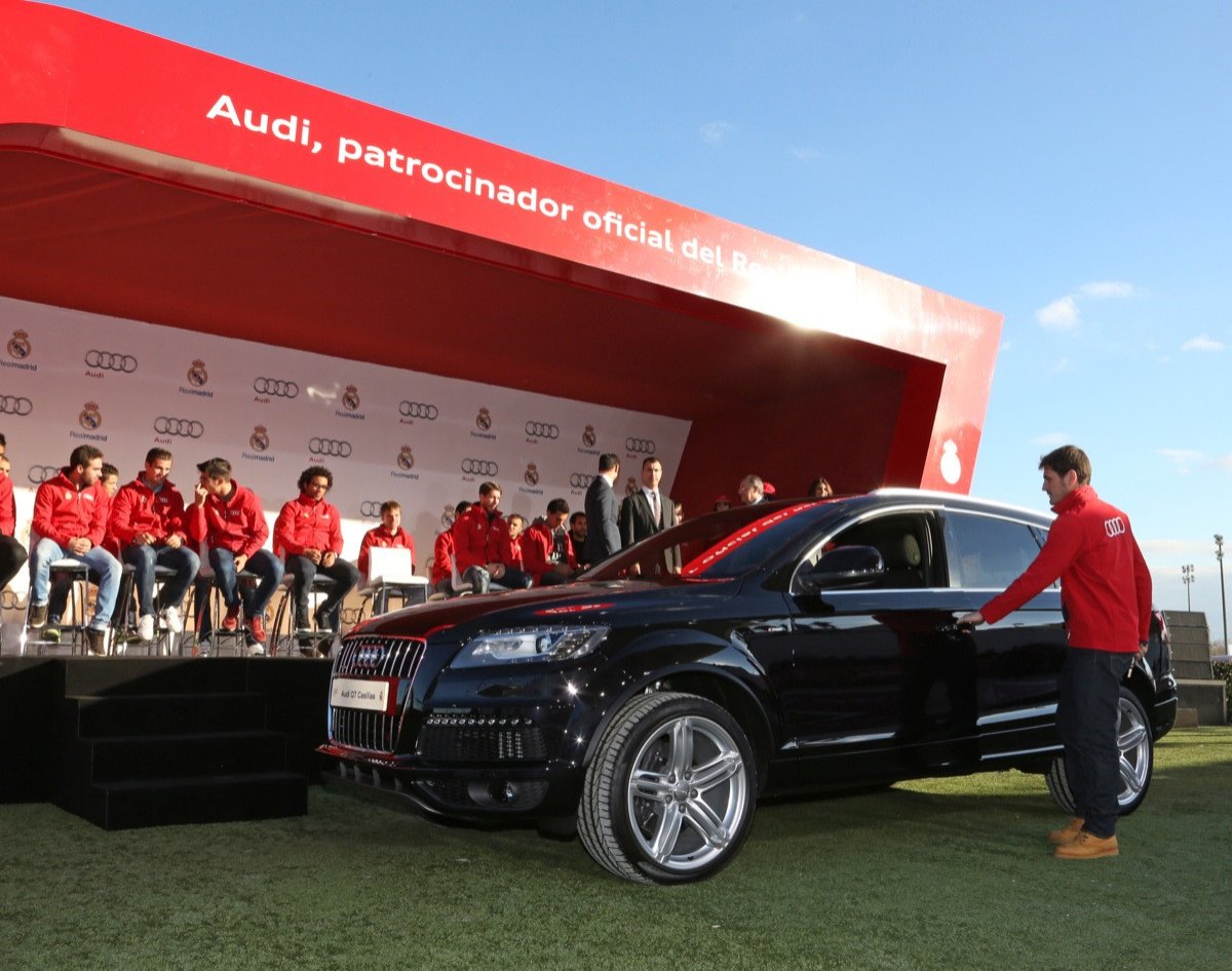 Audi entrega los nuevos coches al Real Madrid para la temporada 2013/14
