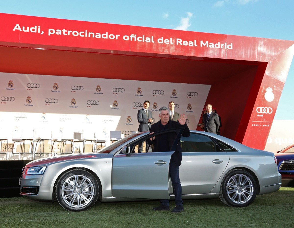 Audi entrega los nuevos coches al Real Madrid para la temporada 2013/14