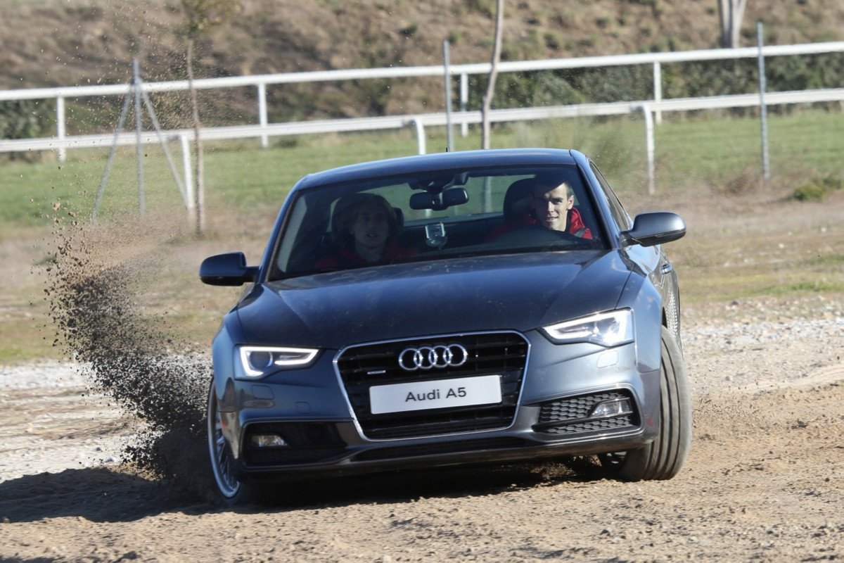 Audi entrega los nuevos coches al Real Madrid para la temporada 2013/14