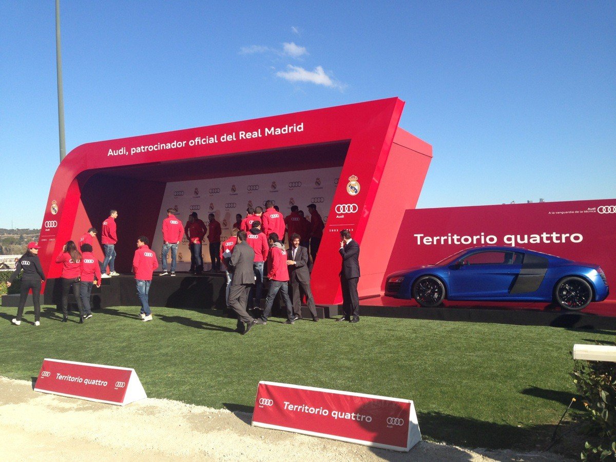 Audi entrega los nuevos coches al Real Madrid para la temporada 2013/14