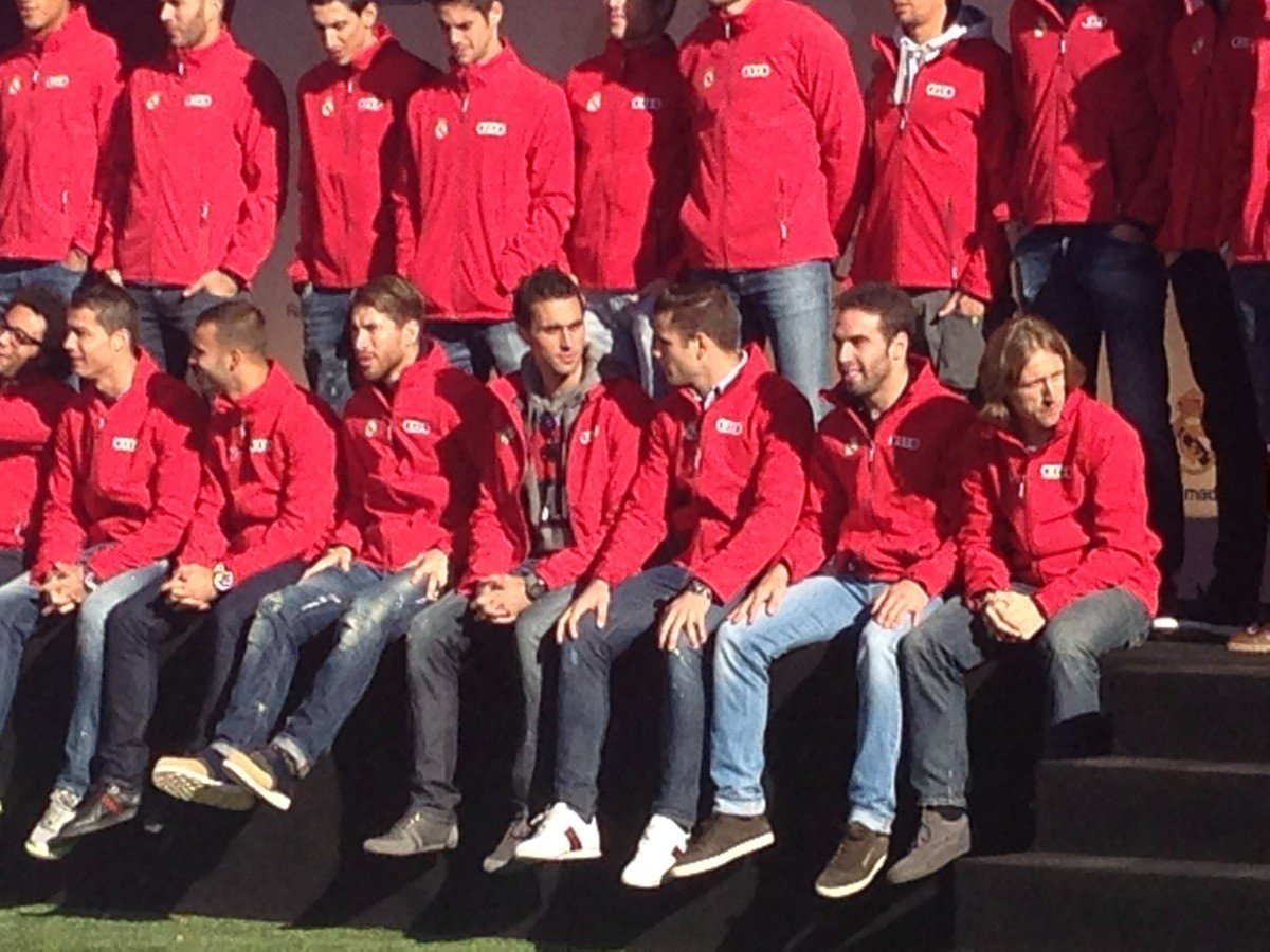 Audi entrega los nuevos coches al Real Madrid para la temporada 2013/14