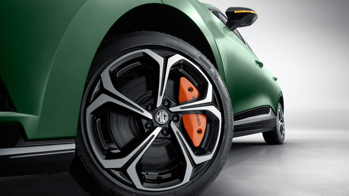 MG4 XPower: un GTI eléctrico de 435CV desde 42.190 euros 