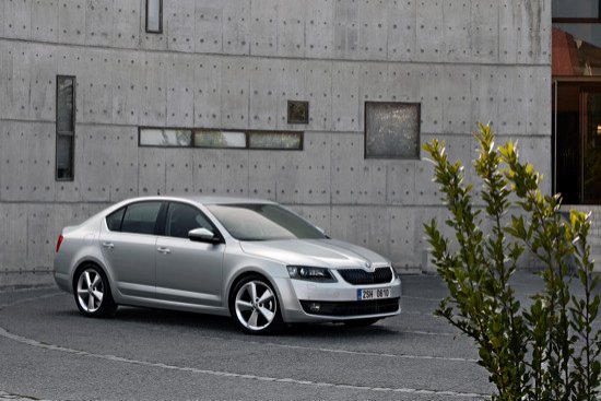 Nuevo Skoda Octavia 2013: espacioso y eficiente
