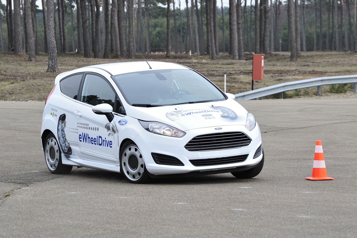 Ford Fiesta eWheelDrive, en busca de más espacio