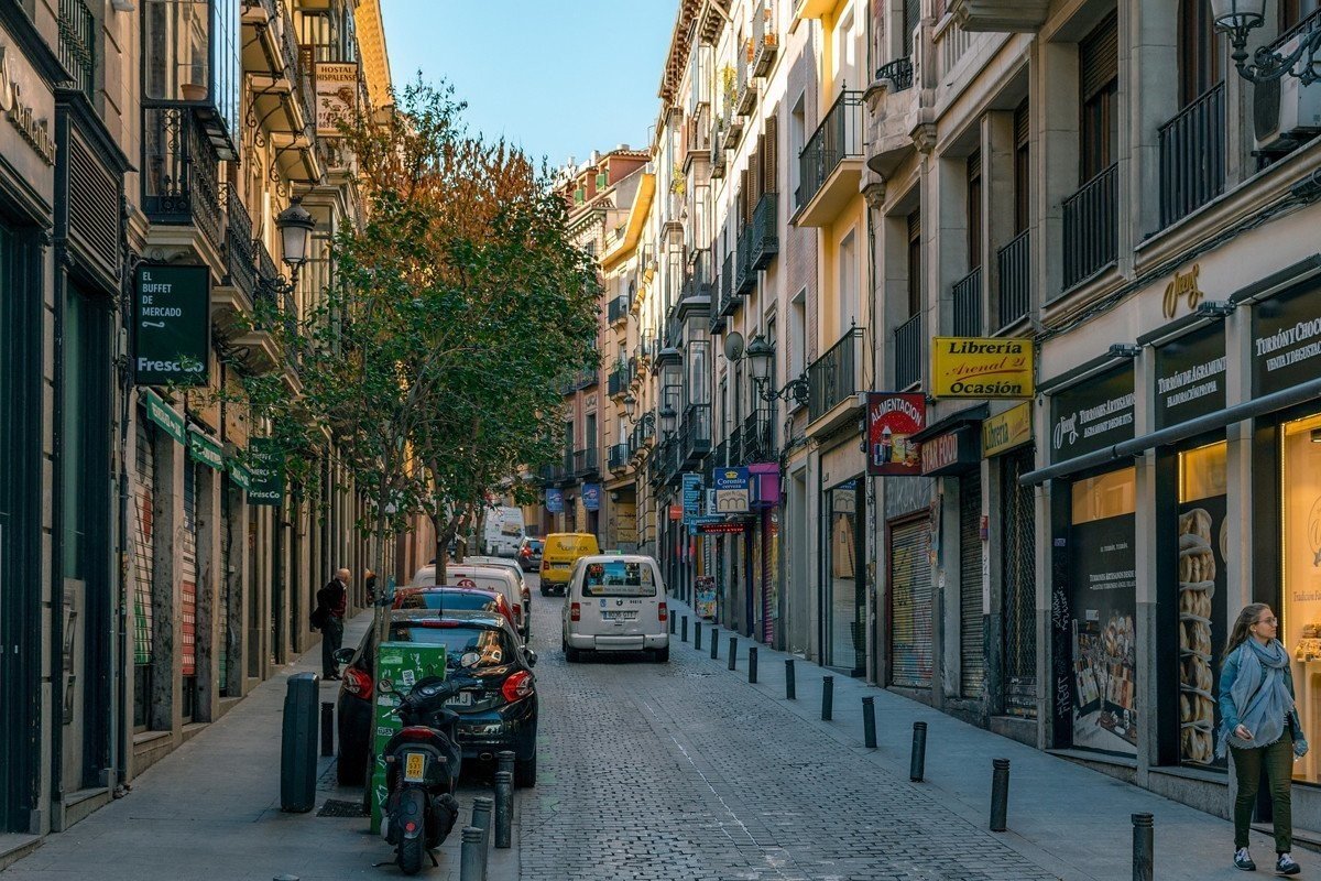 Madrid prorroga un año más la circulación de coches sin etiqueta para empadronados