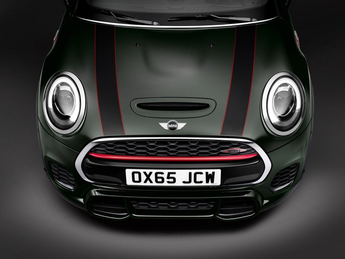 Nuevo MINI John Cooper Works Cabrio: el MINI descapotable más deportivo