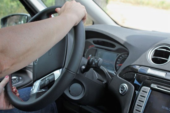 ¿Son más seguros los coches con cambio automático?